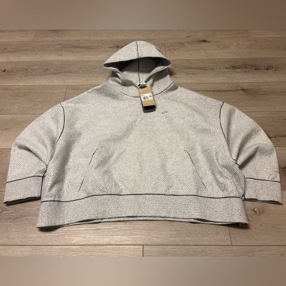 Woman’s Nike Tech Therma fit grey set top size XXL
